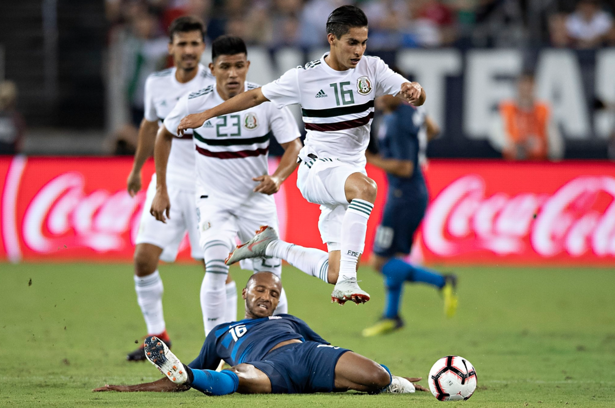 EEUU derrota 1-0 a México en partido amistoso